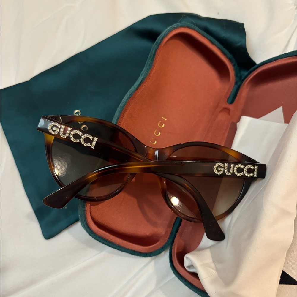 GUCCI - Tortoise Cat Eye Sunglasses with Swarovski Embellished Arms